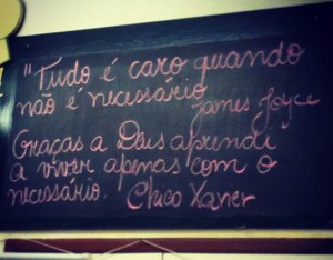 {pensamento do dia} “Tudo é caro quando não é necessário”