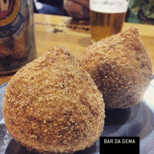 coxinha-da-gema