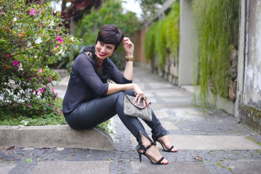all-black-4