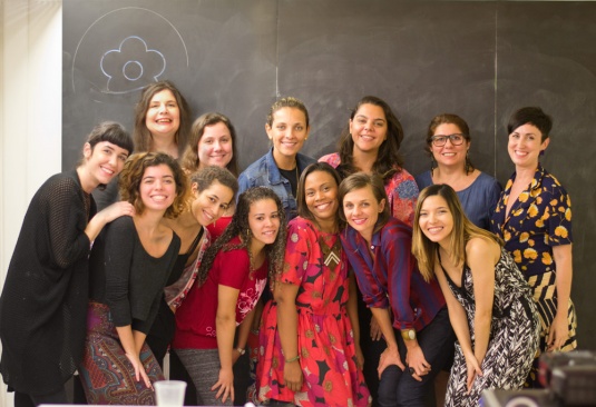 turma-hvaoff-reroupa