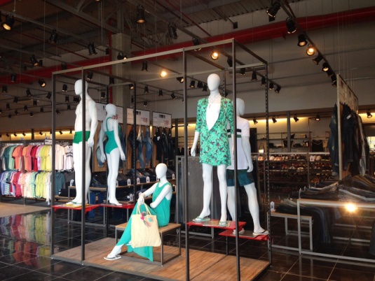 outlet-rio-2-10