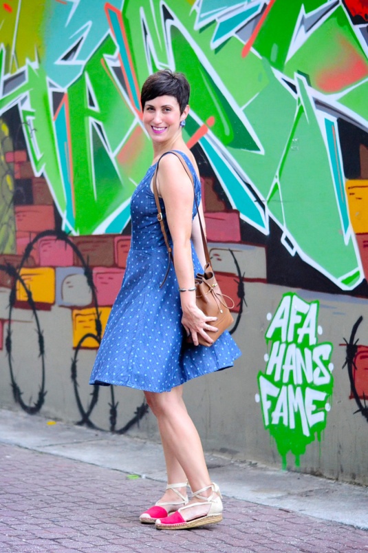 vestido-jeans-hojevouassimoff