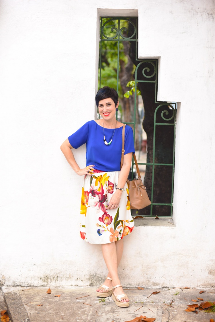 ana-soares-blusa-azul-midi-hoje-vou-assim-off-2