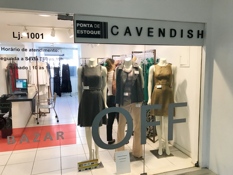 Roteiro de lojas OFF de vestidos de festa Moda pé no chão