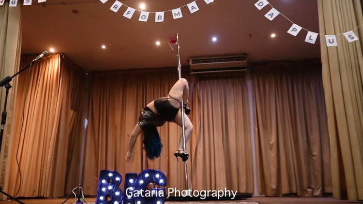 pole dance no big