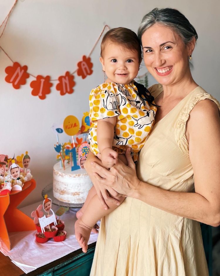 Festa de um ano da Nina: sem gastar com roupas